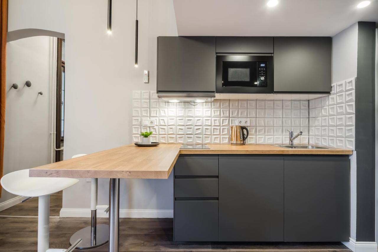 K33- Quality Apartments, Best Location, By Bqa Budapest Exterior photo