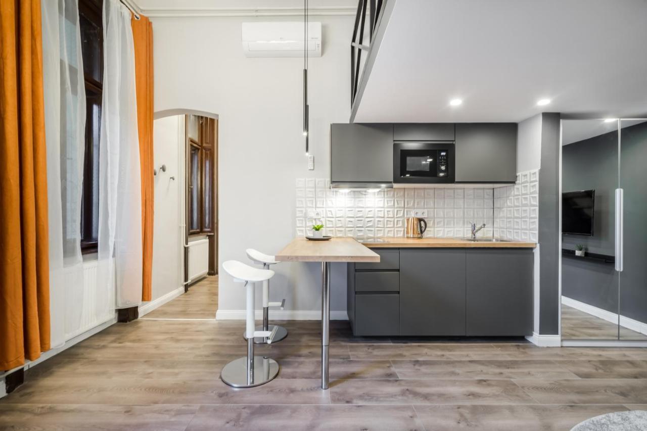 K33- Quality Apartments, Best Location, By Bqa Budapest Exterior photo