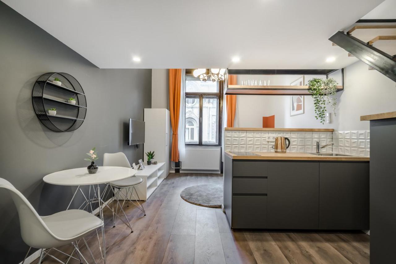 K33- Quality Apartments, Best Location, By Bqa Budapest Exterior photo
